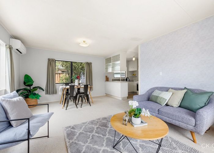  at 2/11 Bauchop Road, Waterloo, Lower Hutt, Wellington