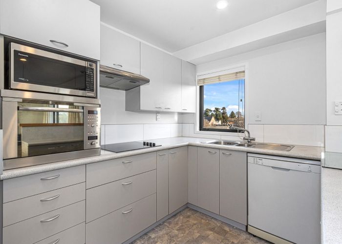  at 13/28 Gloucester Street, City Centre, Christchurch City, Canterbury