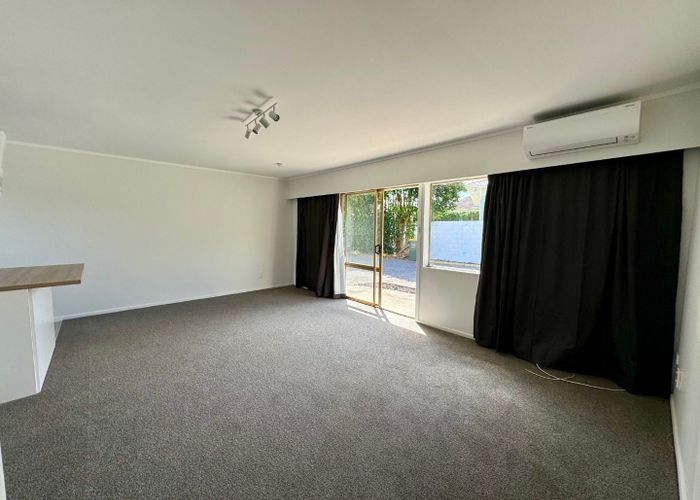 For rent 13A Royal Arch Place, Rosehill, Papakura, Auckland homes.co.nz