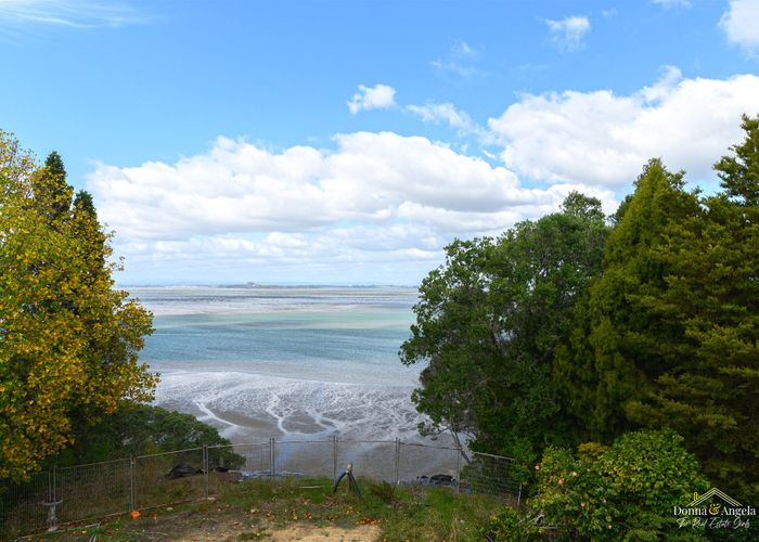  at 123 Wood Bay Road, Titirangi, Waitakere City, Auckland