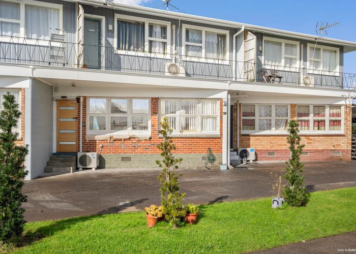  at 2/243A St George Street, Papatoetoe, Manukau City, Auckland