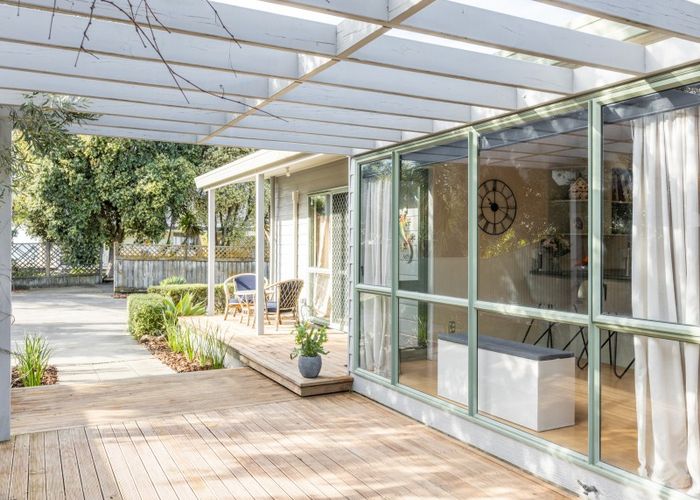  at 14 Gill Road, Bay View, Napier