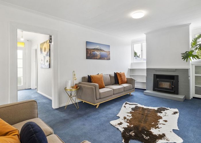  at 35 Hugh Street, Sawyers Bay, Port Chalmers