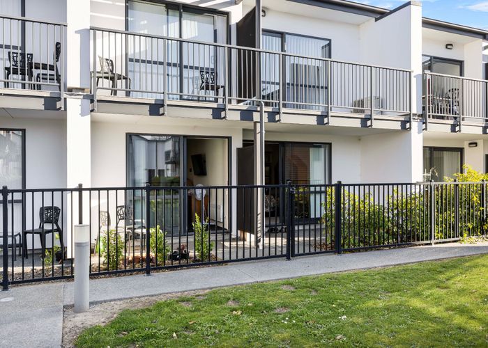  at 2/17 Bunyan Street, Waltham, Christchurch