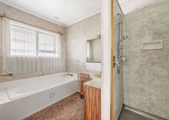  at 122 Kimpton Road, Papatoetoe, Manukau City, Auckland