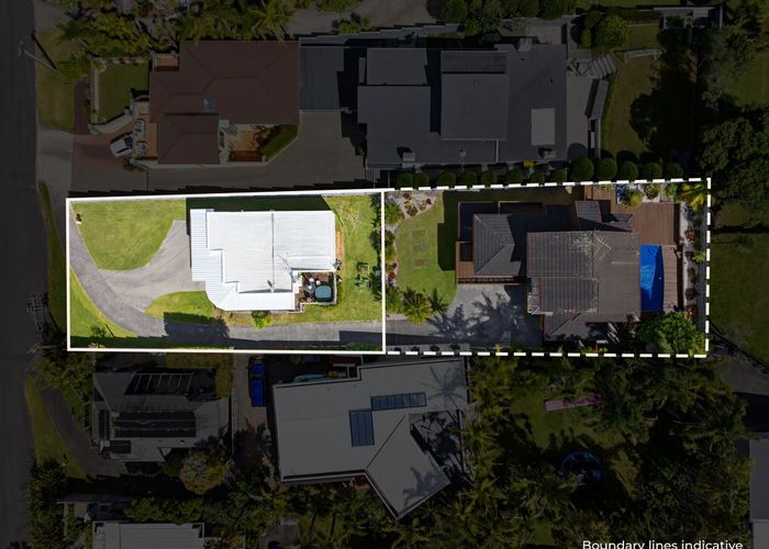  at 1/50 Masterton Road, Rothesay Bay, North Shore City, Auckland