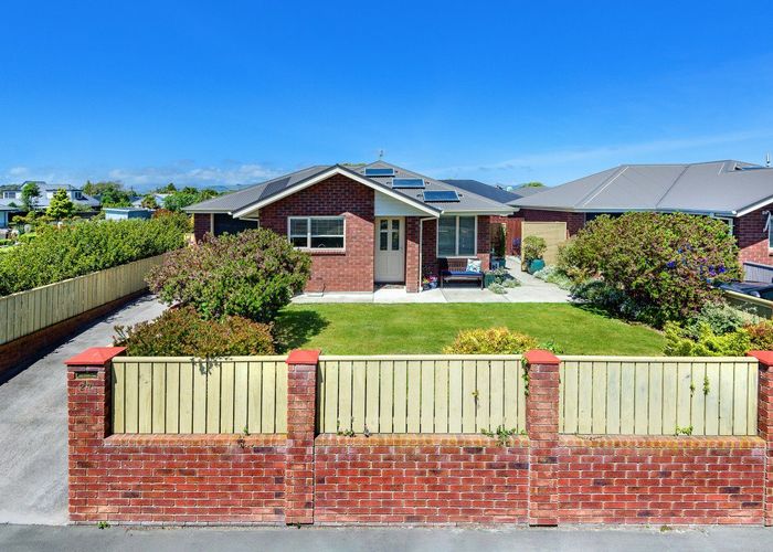  at 27 Saltaire Street, North New Brighton, Christchurch