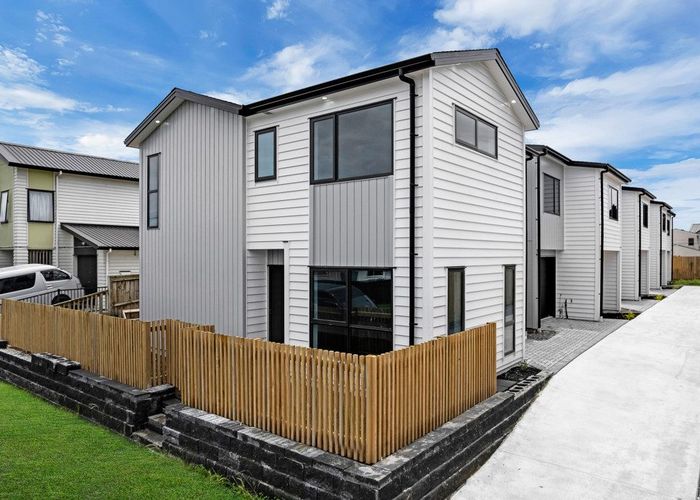  at Lot 1/20 Beaumonts Way, Manurewa, Manukau City, Auckland