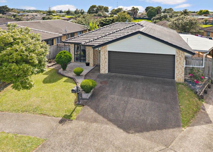  at 38 Stellata Court, Randwick Park, Manukau City, Auckland