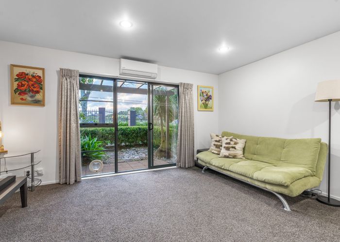  at 38/42 Holly Street, Avondale, Auckland City, Auckland