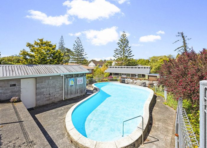  at 11/16 Willerton Avenue, New Lynn, Waitakere City, Auckland