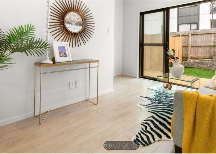  at New Lynn, Waitakere City, Auckland