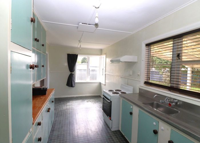  at 6 Eden Place, Bryndwr, Christchurch City, Canterbury