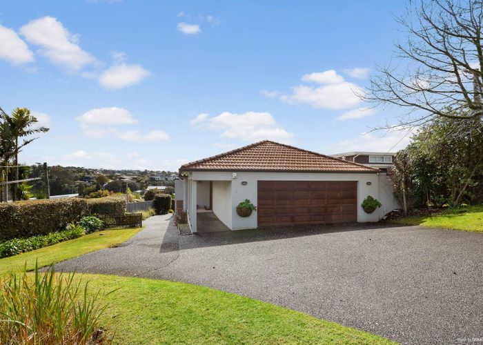  at 19 Newhaven Terrace, Mairangi Bay, North Shore City, Auckland