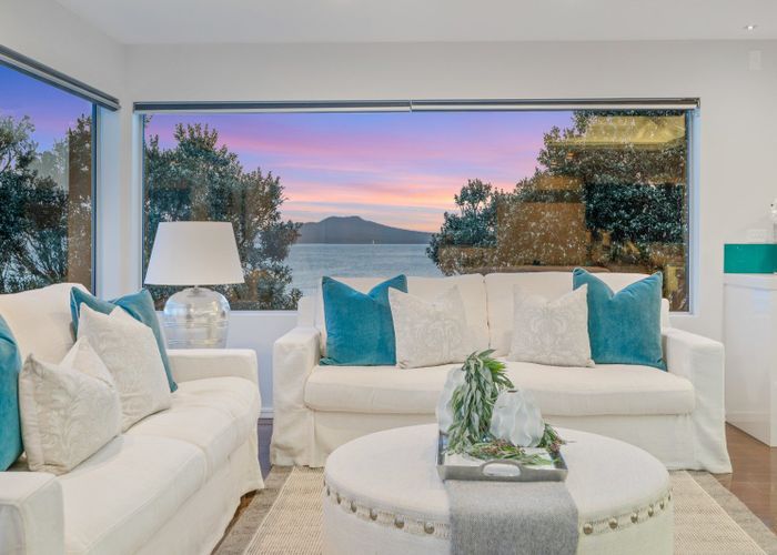  at 34 Muritai Road, Milford, North Shore City, Auckland