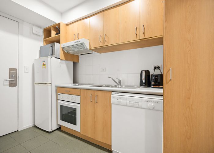  at 6E/2 Eden Crescent, City Centre, Auckland City, Auckland