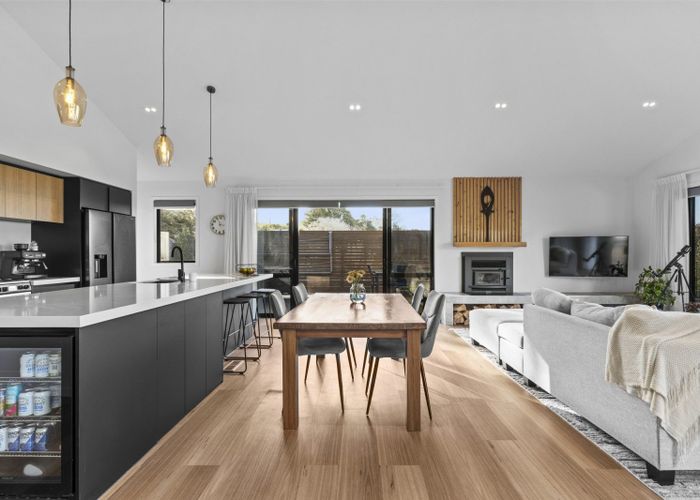  at 730 Back Miranda Road, Pukorokoro / Miranda, Miranda