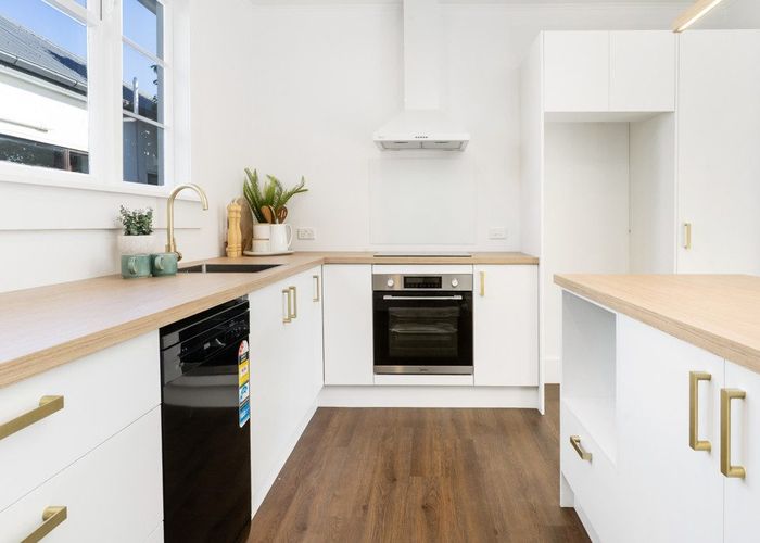  at 42 Randolph Street, Woolston, Christchurch City, Canterbury