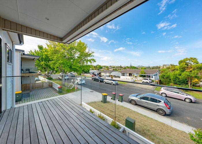  at 1/46 Cockayne Crescent, Sunnynook, North Shore City, Auckland