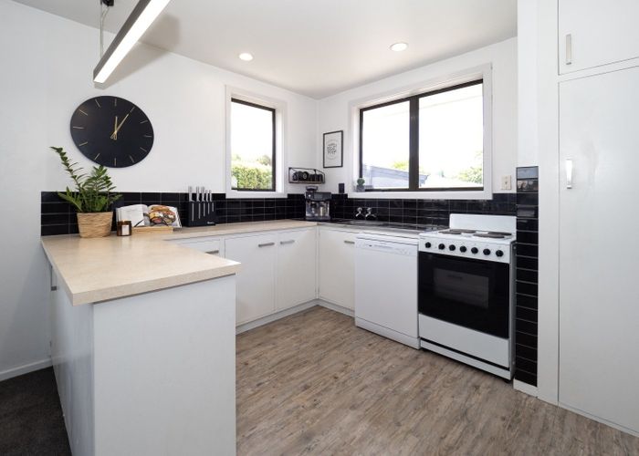  at 4 Russell Avenue, Allenton, Ashburton