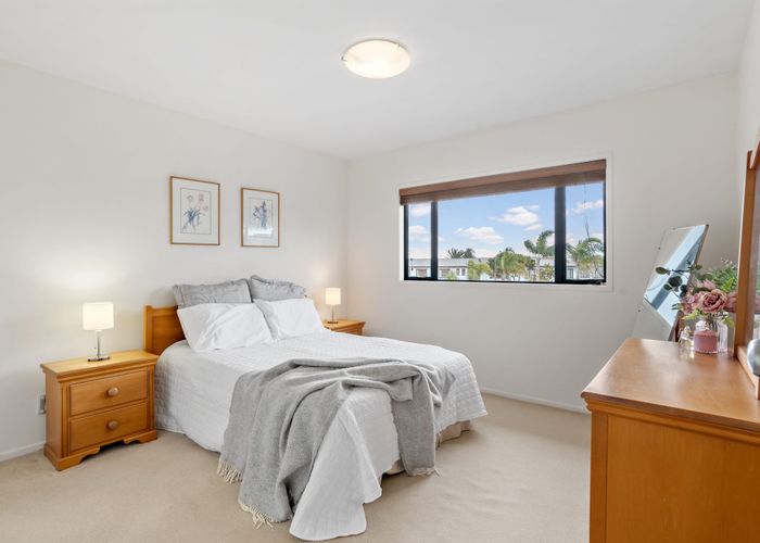  at 31/2 Armoy Drive, East Tamaki, Manukau City, Auckland