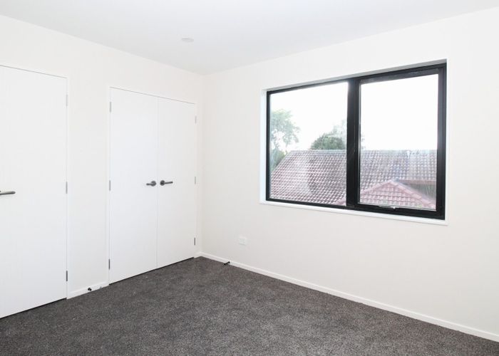  at 7C Spears Place, Botany Downs, Manukau City, Auckland