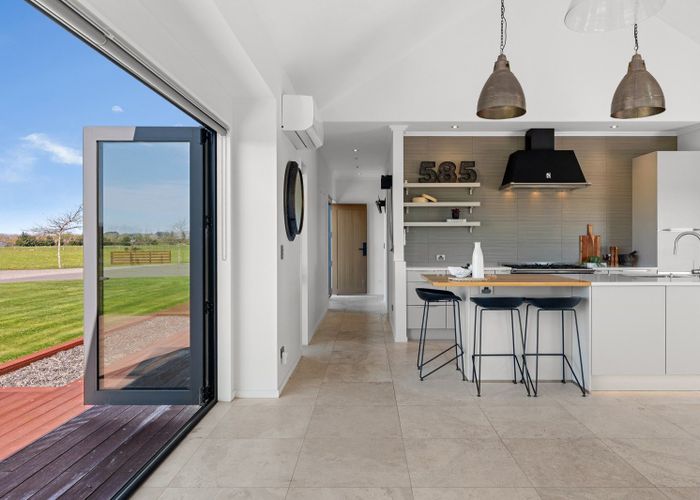  at 585 Coutts Island Road, Coutts Island, Christchurch