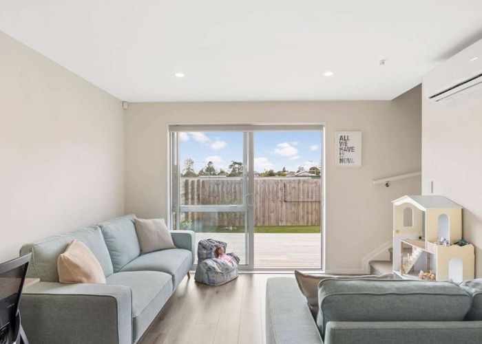  at 4/5 Woolfield Road, Papatoetoe, Manukau City, Auckland