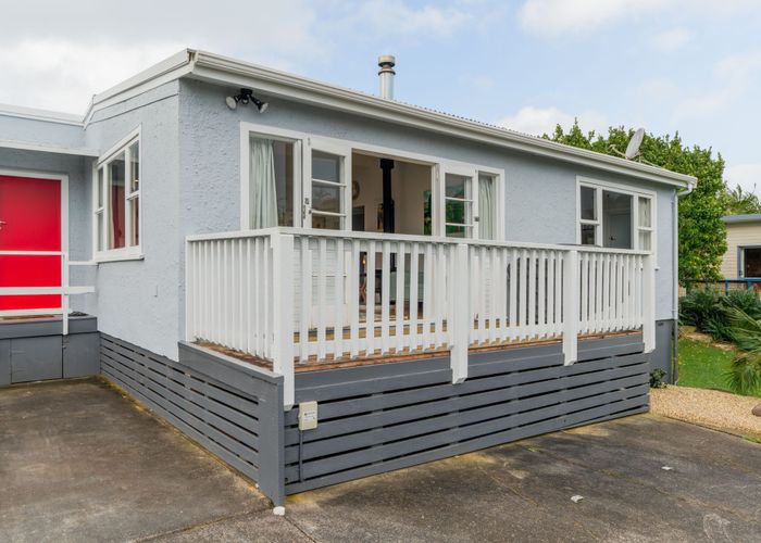  at 4 Violet Street, Raglan