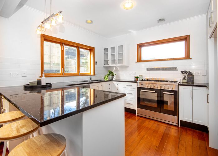  at 41 Donald Street, Karori, Wellington, Wellington