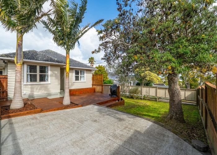  at 62A Roberts Road, Glenfield, North Shore City, Auckland