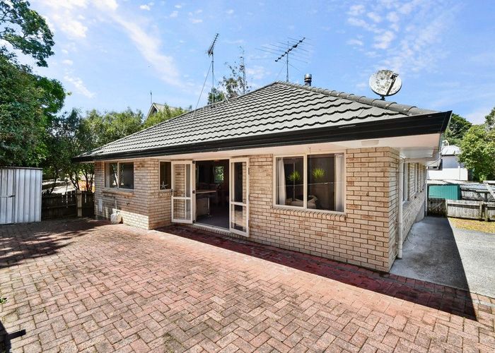  at 15A Roys Road, Manurewa, Manukau City, Auckland