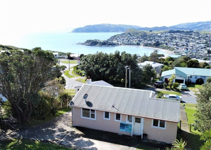  at 43 Hiwi Crescent, Titahi Bay, Porirua