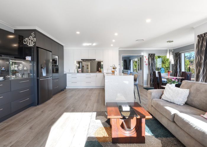  at 19 Roger Guy Place, Welcome Bay, Tauranga
