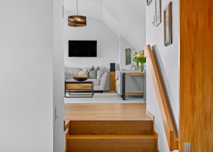  at 35 Rothesay Bay Road, Rothesay Bay, North Shore City, Auckland