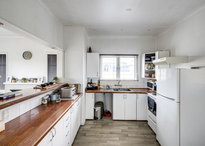  at 305A Terrace Road, Parkvale, Hastings