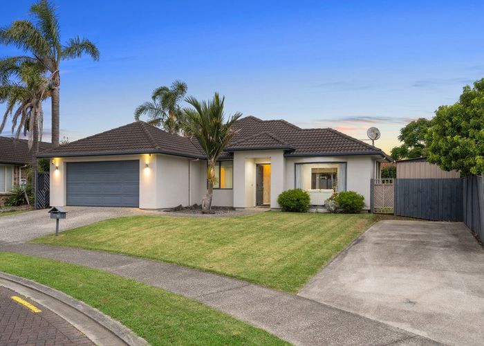  at 8 Feeny Crescent, East Tamaki, Auckland