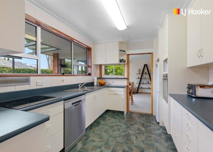  at 19 Thames Street, Mosgiel, Mosgiel