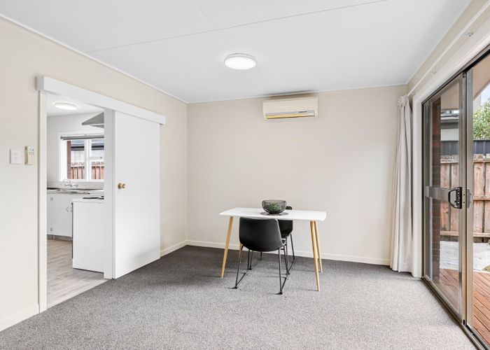  at 2/27 Tuirau Place, Ilam, Christchurch