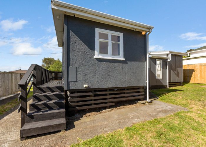  at 6 Cameron Street, Waitara, Waitara