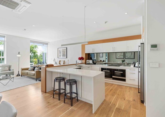  at 6/6 Sapper Moore-Jones Place, Hamilton City Central, Hamilton, Waikato