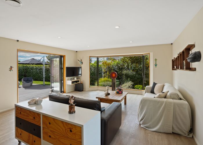  at 11 Glenmore Avenue, Casebrook, Christchurch