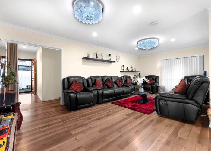  at 1/49B Redoubt Road, Goodwood Heights, Auckland