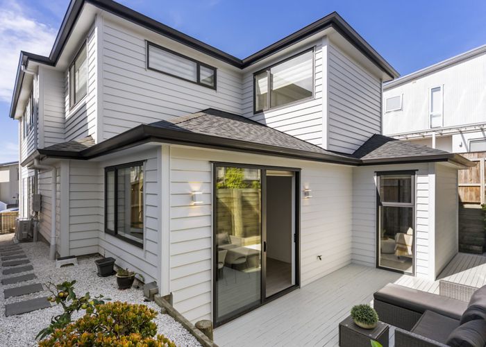  at 4 La Bella Road, Hobsonville, Waitakere City, Auckland