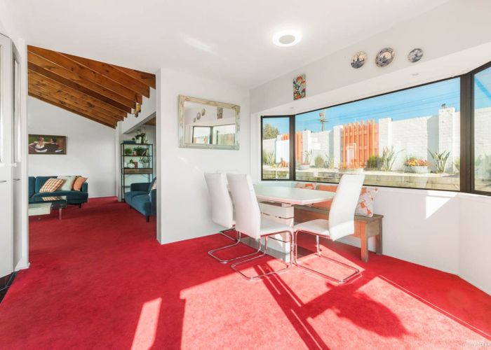  at 43 Sunset Road, Totara Vale, North Shore City, Auckland