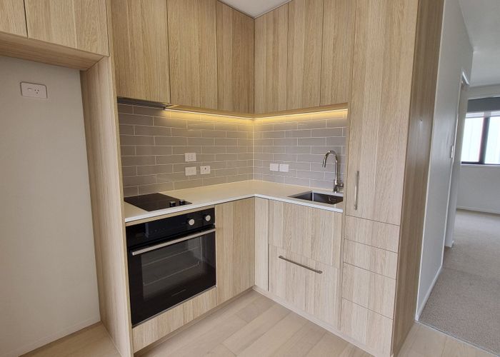  at 4B/124 Taylors Road, Mount Albert, Auckland City, Auckland