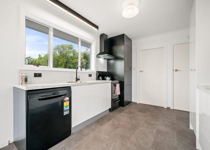  at 31 Horton Place, Avondale, Christchurch