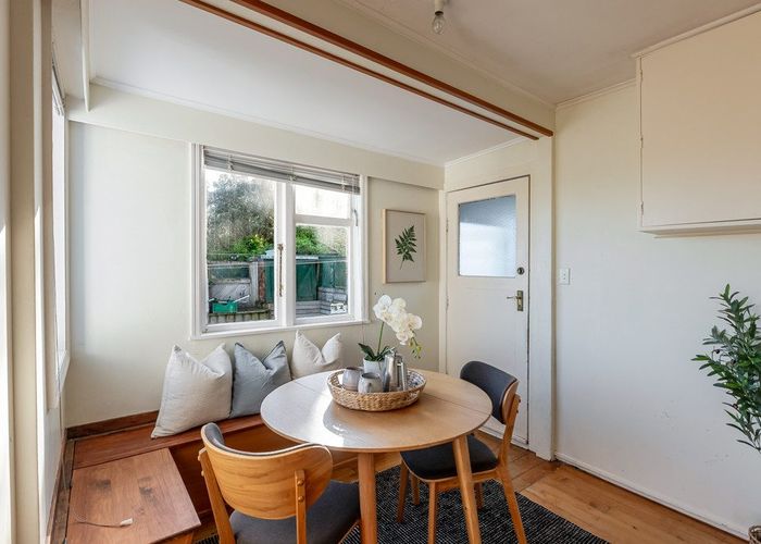 at 71 Nevay Road, Miramar, Wellington