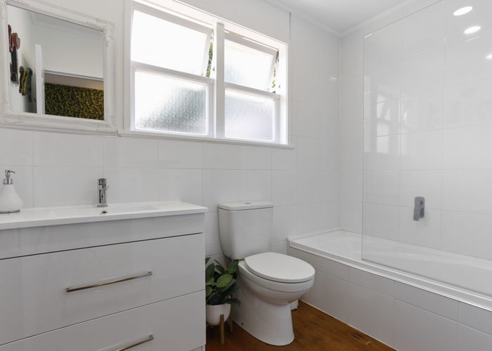  at 30 Arosa Place, Forrest Hill, North Shore City, Auckland