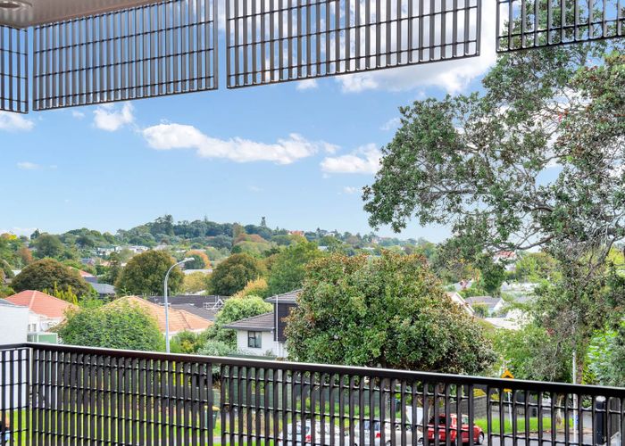  at 2/492 Manukau Road, Epsom, Auckland
